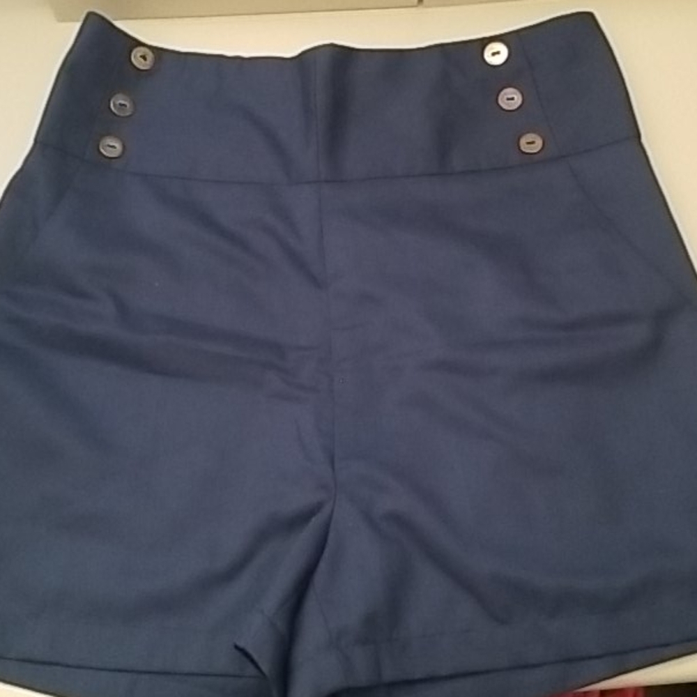 Lucca culture Blue sailor shorts